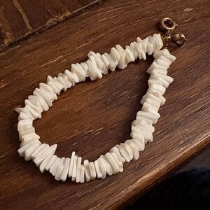 Vintage Shell Chip Beaded Bracelet